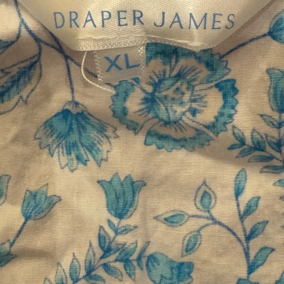 Draper James White and Blue Floral Blouse Size XL - Picture 3 of 4